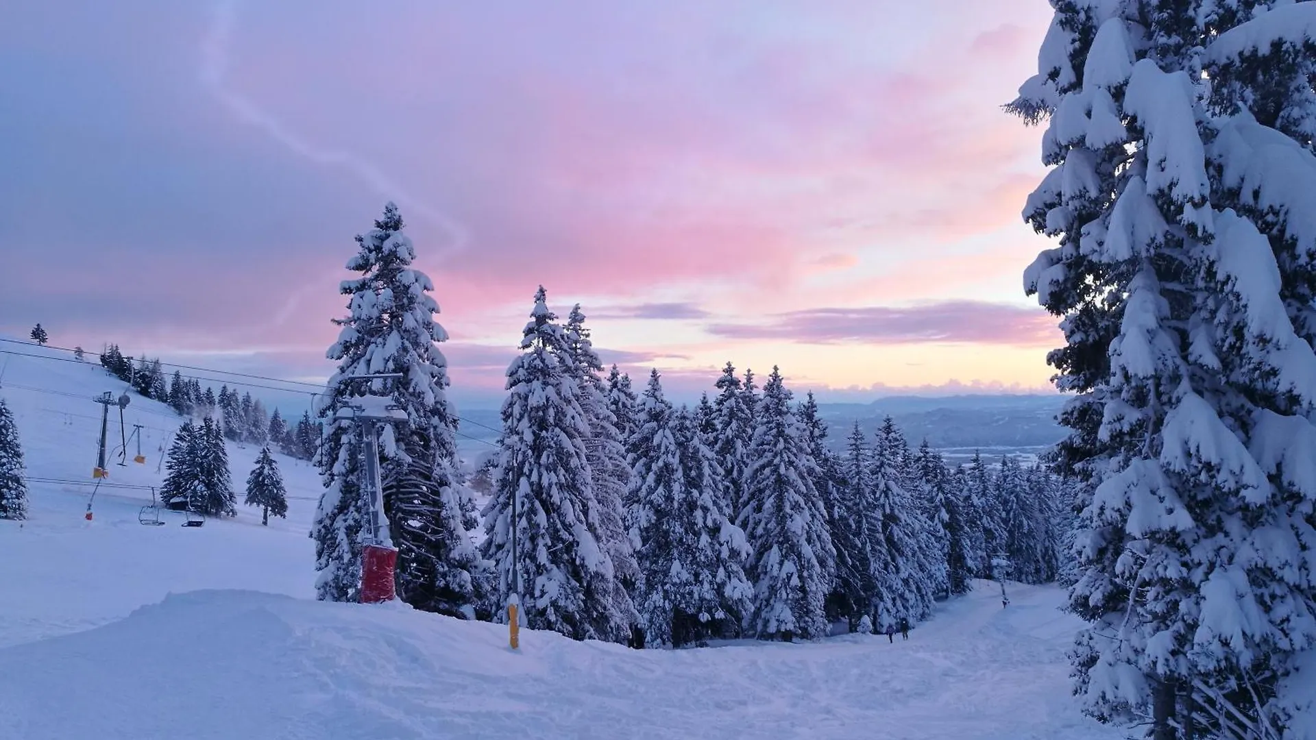 Bed & Breakfast Accommodation And Restaurant Tia Cerklje na Gorenjskem Slovenia