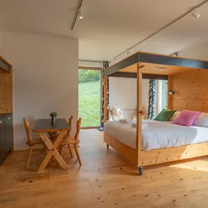 Aparthotel Eko Glamping Kristof, Cerklje na Gorenjskem