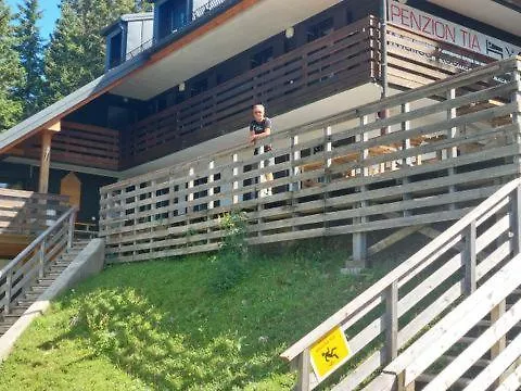 Accommodation&Restaurant Tia Cerklje na Gorenjskem Bed & Breakfast